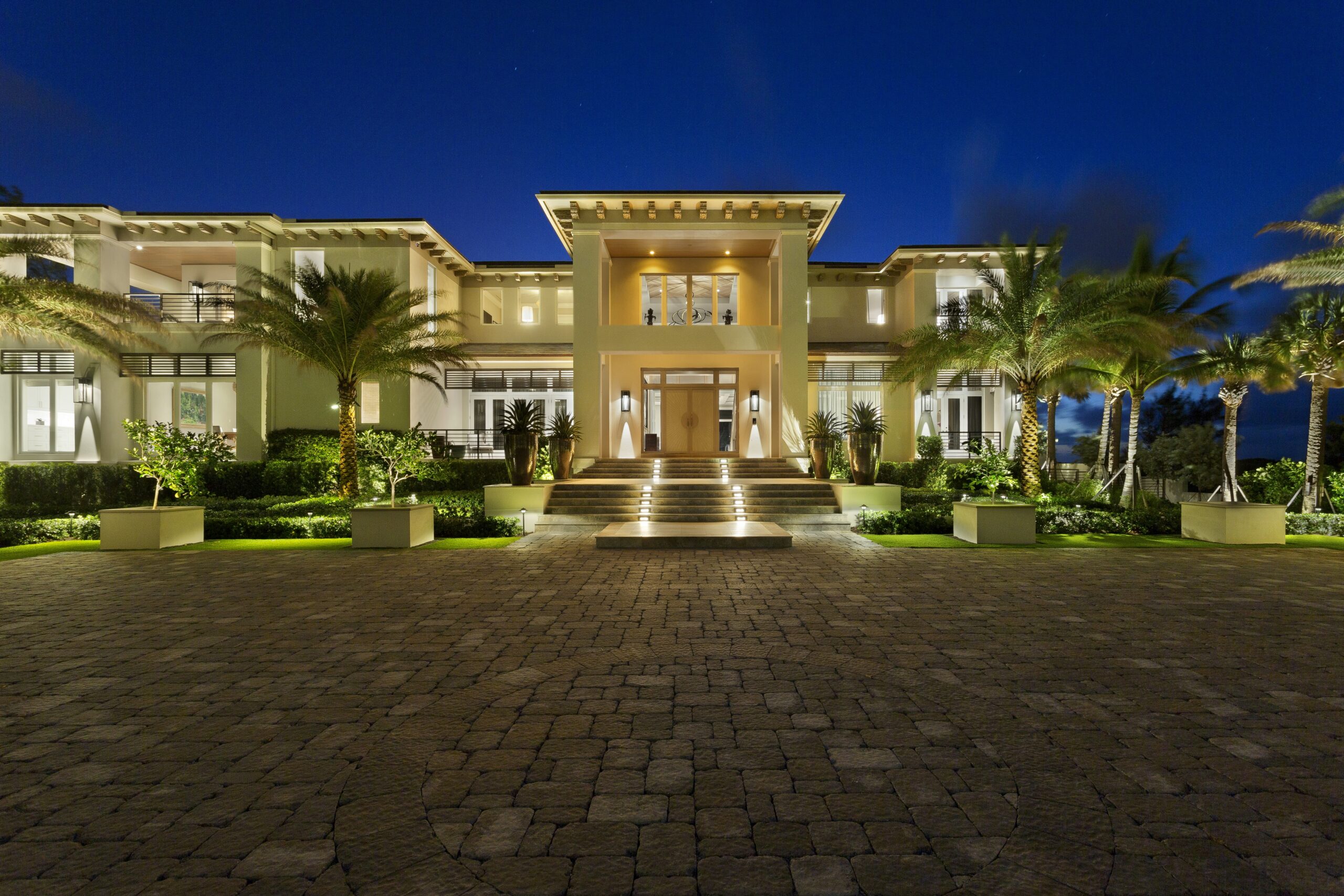 Florida Coastal Architecture – Ocean Blvd. Manalapan